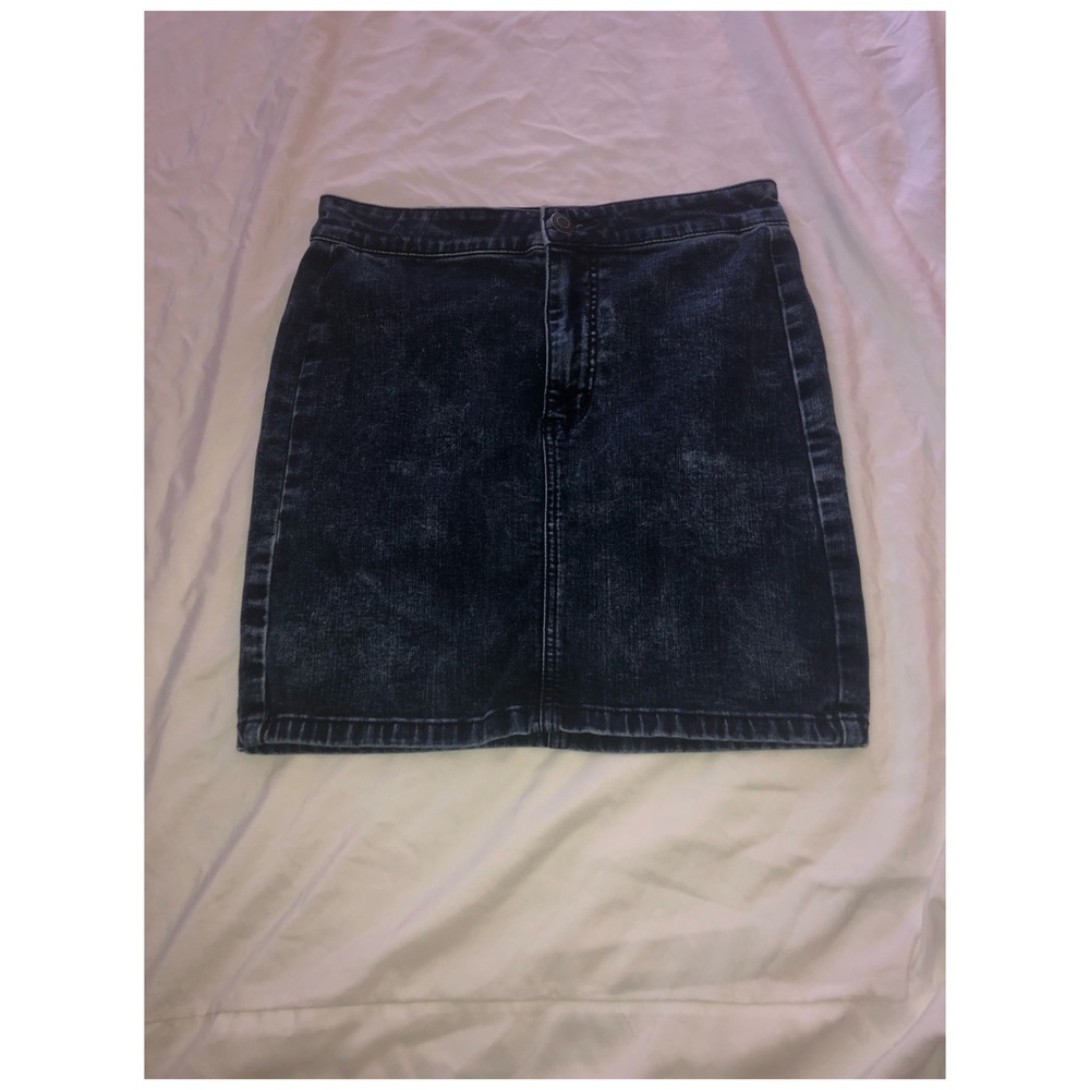 American Eagle Acid Wash Skirt